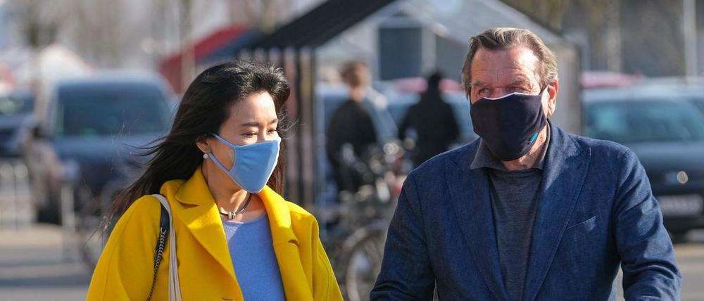 Altkanzler Gerhard Schröder und Ehefrau Soyeon Schröder-Kim