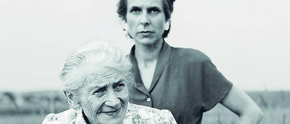 Die Fotografin und ihre Mutter. 