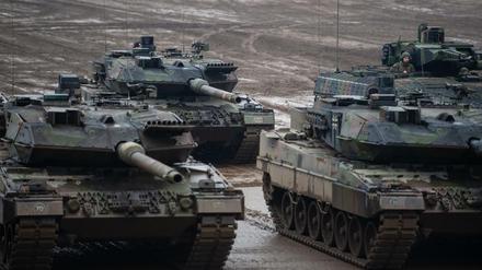 Deutsche Partner erhalten Kriegswaffen und weitere militärische Güter im Wert von 2,2 Milliarden Euro.