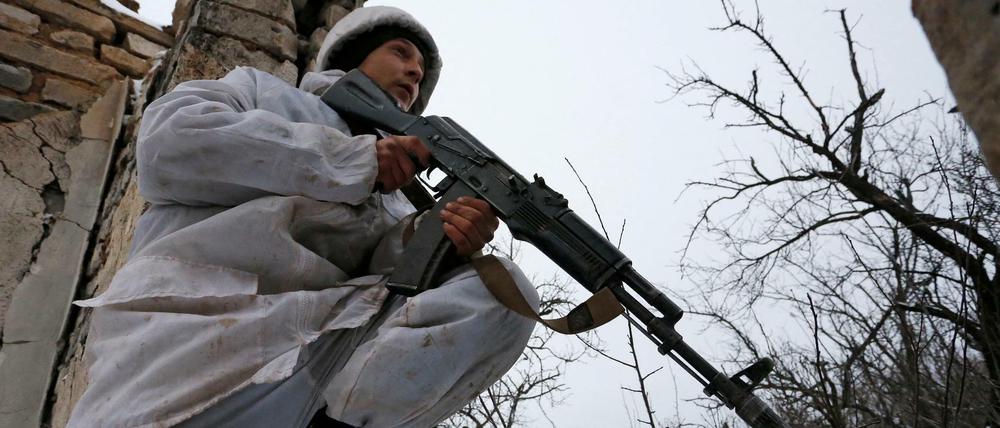 Auch Zivilisten werden in der Ukraine nun auf den Kampf vorbereitet.