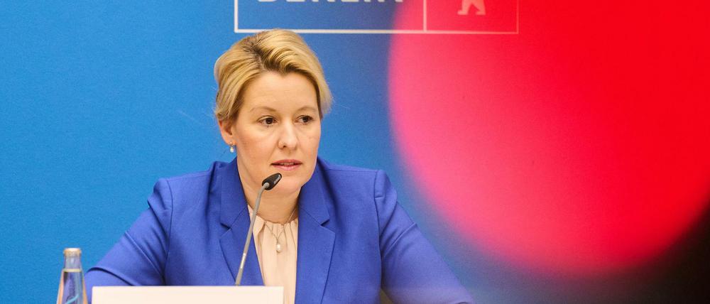 Franziska Giffey (SPD), Regierende Bürgermeisterin von Berlin, denkt über Pläne für den Notfall nach.