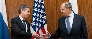 Antony Blinken (links), Außenminister der USA, und Sergei Lawrow, Außenminister von Russland, bei ihrem letzten Treffen in Genf.
