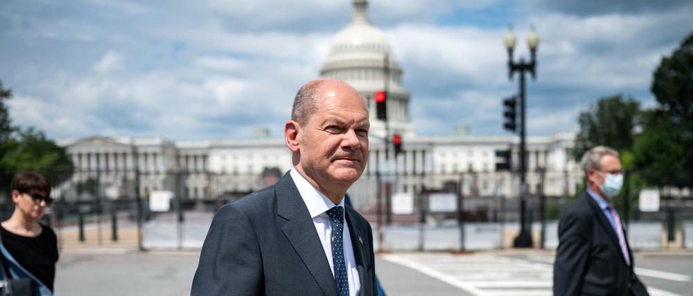 Als Bundesfinanzminister besuchte Olaf Scholz 2021 Washington (Archivbild). Am Montag trifft er als Kanzler den US-Präsidenten.