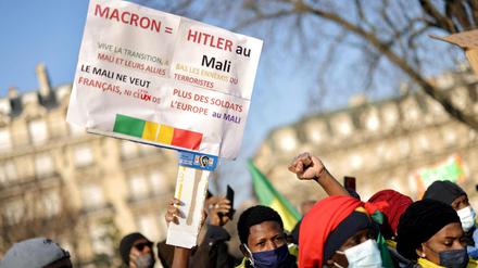 Proteste in Paris gegen Frankreichs Rolle in Mali. 