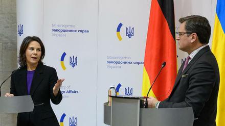 Außenministerin Annalena Baerbock und Dmytro Kuleba, Außenminister der Ukraine