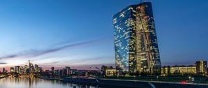 Das Gebäude der Europäischen Zentralbank in Frankfurt am Main. Es bleibt bei der Nullzins-Politik.