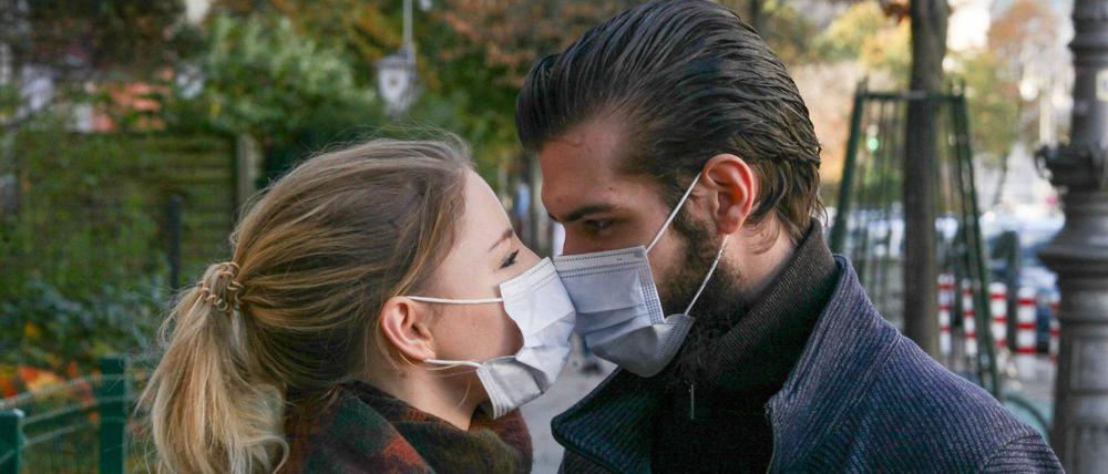 Die Liebe in den Zeiten von Corona: Auch während einer Pandemie kann man einen schönen Valentinstag verbringen. Wir verraten wie. 