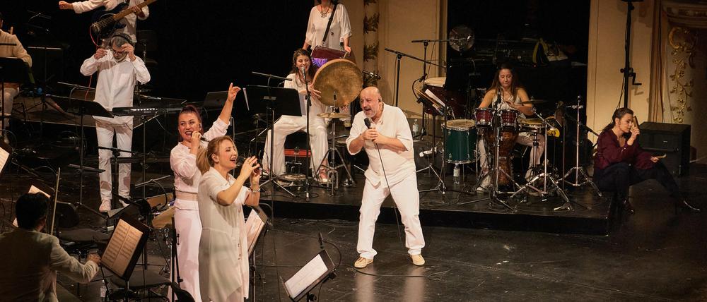 Kraft der Musik. Die Gruppe Kardes Türküler singt „Lieder der Brüderlichkeit“, so ihr Name übersetzt.