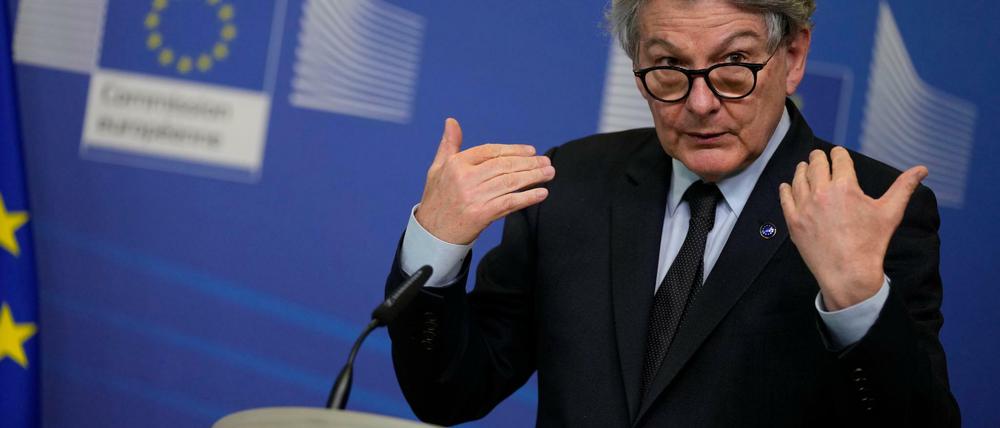 Thierry Breton, EU-Binnenmarktkommissar, spricht während einer Unterzeichnungszeremonie für den Chips Act am EU-Hauptsitz in Brüssel.