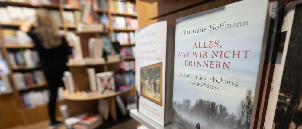 Eins der für den Sachbuchpreis der Leipziger Buchmesse nominierten Bücher: Christiane Hoffmanns "Alles, was wir nicht erinnern. Zu Fuß auf dem Fluchtweg meines Vaters"