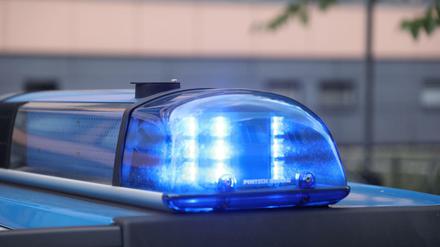 Schwerverkehrsspezialisten der Polizei erwischen Busfahrer nach mehr als 1700 Kilometer Fahrt ohne Pause. (Symbolbild)