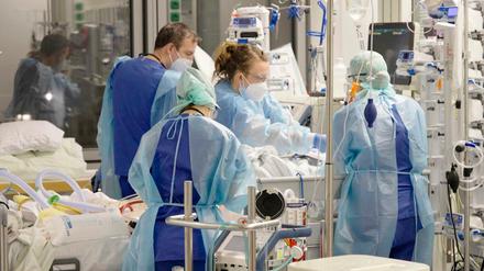 "Auf der Covid-Intensivstation der Charité - Kampf um jeden Atemzug" in der ARD zeigte 2021 den Kampf um schwerkranke Corona-Patienten.