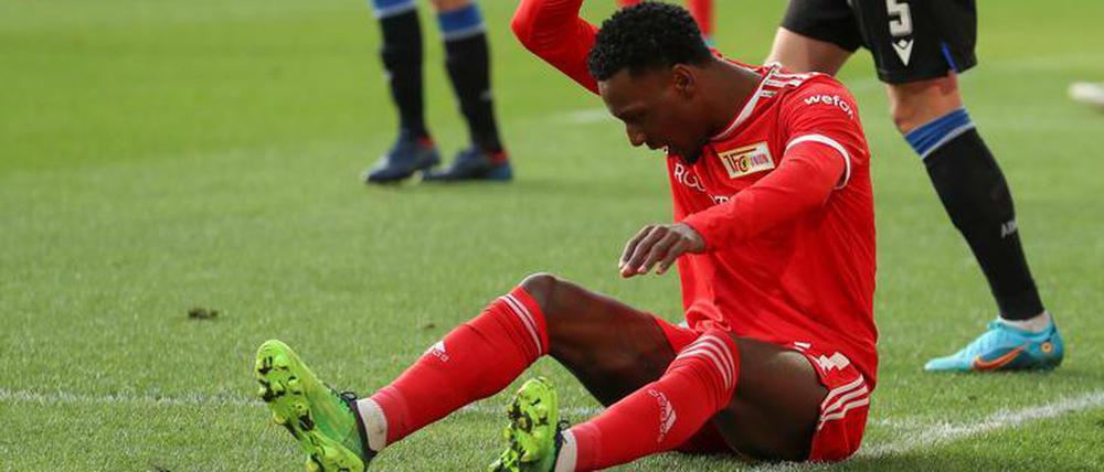 Sheraldo Becker haderte in Bielefeld mehrfach. Es läuft einfach nicht für ihn und die Union-Offensive.