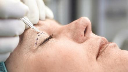 Vertrauensvoll. Wer sich in die Hände eines Arztes begibt und mit der Behandlung unzufrieden ist, hat Rechte.