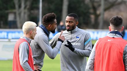Klare Worte. Myziane Maolida musste sich von seinem Kollegen Kevin-Prince Boateng am Dienstag im Training einiges anhören.
