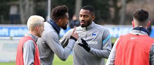 Klare Worte. Myziane Maolida musste sich von seinem Kollegen Kevin-Prince Boateng am Dienstag im Training einiges anhören.