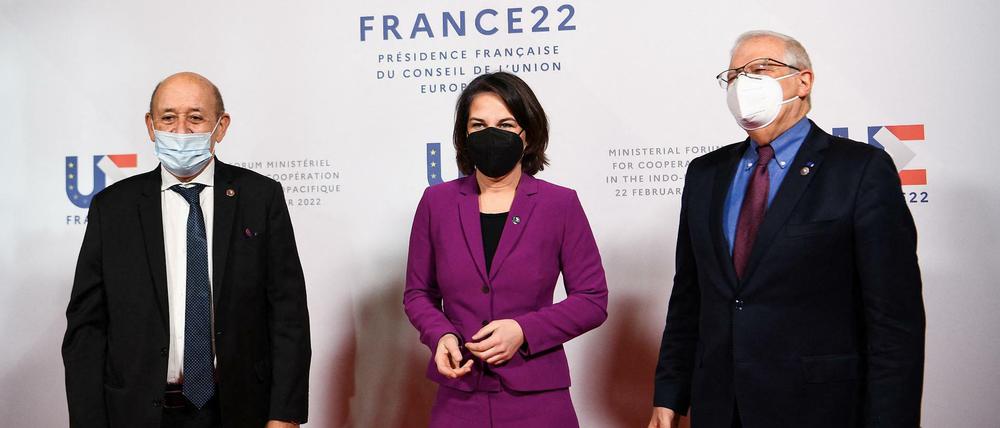Jean-Yves Le Drian, Annalena Baerbock und Josep Borrell.