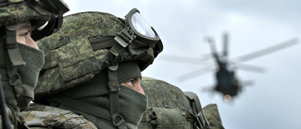 Soldaten bei einer russischen Militärübung.