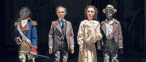 Spielerische Annäherung. In „The Dramatist“ treten ein haitianischer Revolutionär, Henry Ford, Gramscis Ehefrau und ein Schwarzer Hamlet als Marionetten auf. 