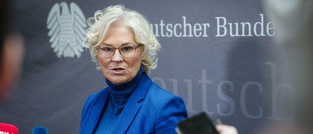 Christine Lambrecht (SPD) ist Bundesministerin der Verteidigung.