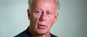 Jürgen Trittin (Bündnis 90/Die Grünen) äußert sich besorgt zum Krieg in der Ukraine.