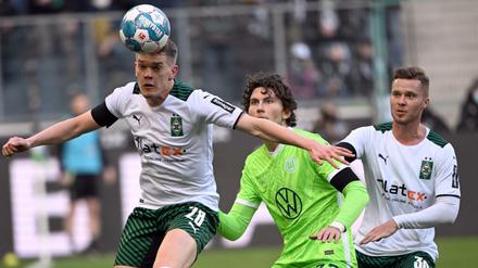 Borussia Mönchengladbach kam nach Rückstand noch zu einem 2:2 (1:2) gegen den VfL Wolfsburg.