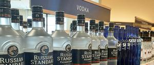 Mancherorts verschmäht: Flaschen mit russischem Wodka. 