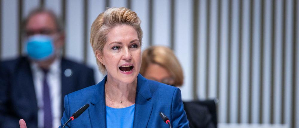 Manuela Schwesig (SPD), Ministerpräsidentin von Mecklenburg-Vorpommern (am 15. Dezember 2021 im Landtag)
