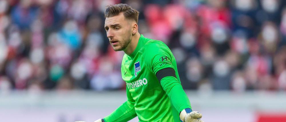 Forsch und mutig. Marcel Lotka bekam für sein Bundesligadebüt viel Lob. Trotz der 0:3-Niederlage beim SC Freiburg.