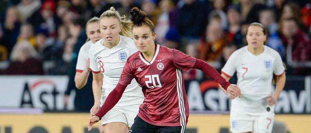 Lina Magull erzielte den einzigen deutschen Treffer gegen England.