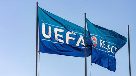 Die Uefa schreibt sich Respekt auf die eigenen Fahnen, hält sich aber längst nicht immer dran.