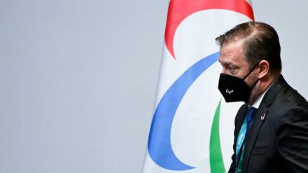 IPC-Chef Andrew Parsons lässt Russen und Belarussen an den Paralympics teilnehmen.