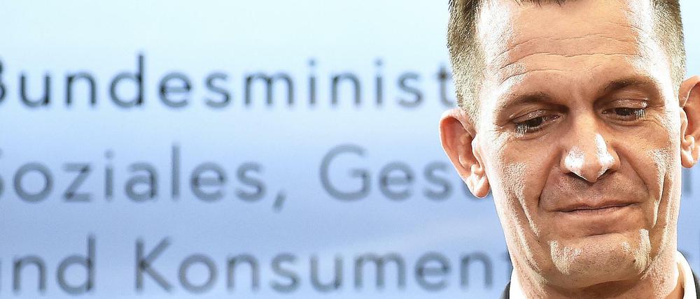 Wolfgang Mückstein ist der zweite Gesundheitsminister seit Beginn der Corona-Pandemie, der wegen Überlastung das Handtuch warf.