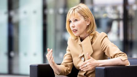 Doris Schröder-Köpf (SPD) setzt sich in ihrer Partei für ihren Ex-Mann ein. 