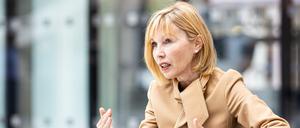 Doris Schröder-Köpf (SPD) setzt sich in ihrer Partei für ihren Ex-Mann ein. 