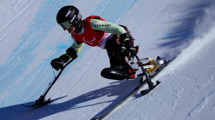 Eine Wissenschaft für sich: Der Monoski von Anna-Lena Forster.