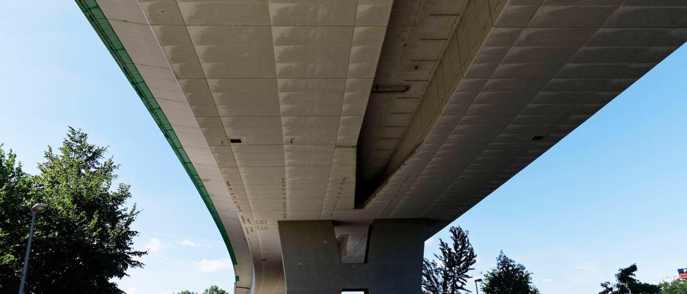 Auch die Rudolf-Wissell-Brücke muss in den kommenden Jahren abgerissen werden.