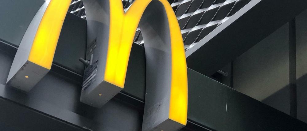 Die Fast-Food-Kette will alle Geschäfte in Moskau vorübergehend einstellen.
