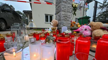 Im Dezember hatten Zeugen in diesem Einfamilienhaus in Senzig die Toten gefunden und die Polizei alarmiert.