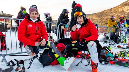 Leander Kress, 21 Jahre (rechts), und Christoph Glötzner, 18 Jahre, haben sich beim Skifahren kennengelernt und sind heute befreundet.