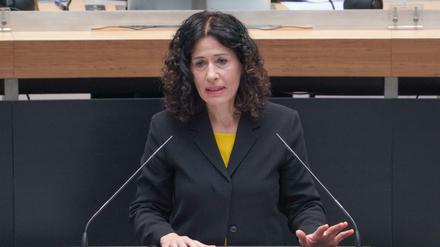 Laut Bettina Jarasch (Bündnis90/Die Grünen) müsse jetzt dringend in einer Energie- und Wärmewende investiert werden. 