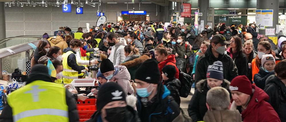 Ukrainische Flüchtlinge am Berliner Hauptbahnhof.