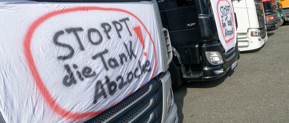 Die Lkw-Fahrer wollen den Autobahnring blockieren.