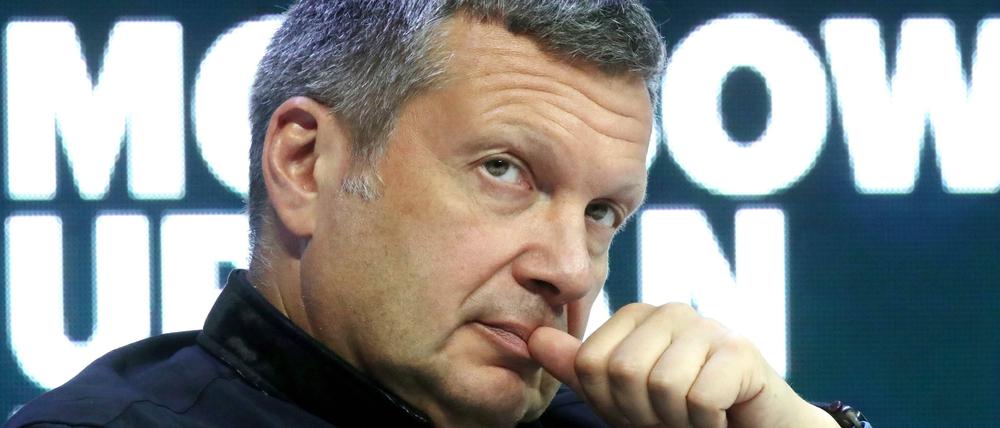 In der Russia-1-Sendung des Putin-Befürworters Wladimir Solovjow wurde Kritik an dem Ukraine-Krieg laut.