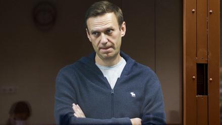 Nawalny Anfang 2021 vor dem Bezirksgericht Babuskinsky. 