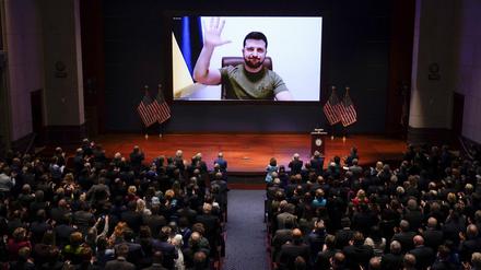 Standing ovations des US-Kongresses für den ukrainischen Präsidenten Wolodymyr Selenskyj.