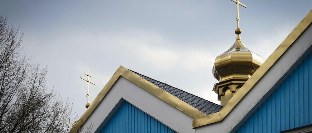 Die russisch-orthodoxe Kirche in der Wintersteinstraße wurde von Unbekannten angegriffen.