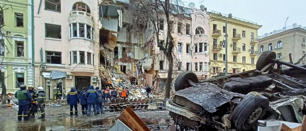 Zerstörung nach einem russischen Angriff auf Charkiw.