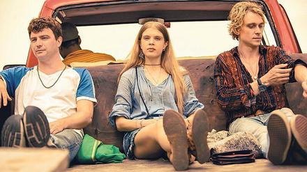 Born on 9/11. Mark (Friedrich Mücke, links), Tuuli (Alina Tomnikov) und Felix (Daniel Sträßer) führt ihre Liebesgeschichte um die halbe Welt. 
