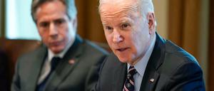 Joe Biden (r), Präsident der USA, und Anthony Blinken, Außenminister der USA.